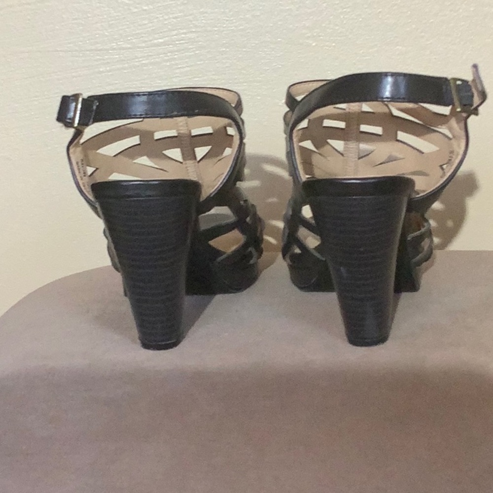 CL By Laundry Black Sandal Heels - Picture 5 of 8